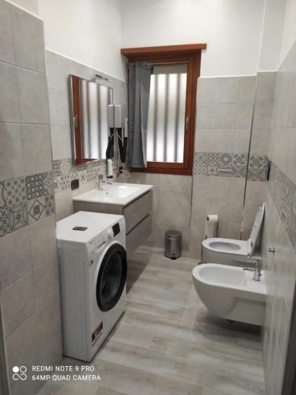 Top Apartment Roma 1 - image 11