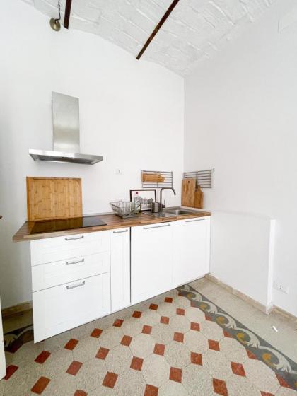 CAIROLI BOUTIQUE APARTMENT - image 10