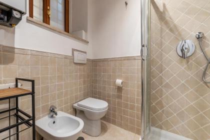 Heart of Trastevere Studio Flat - image 14