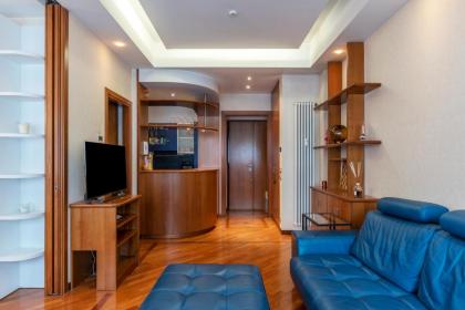 Deep Blue Apartment - image 10