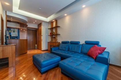 Deep Blue Apartment - image 9