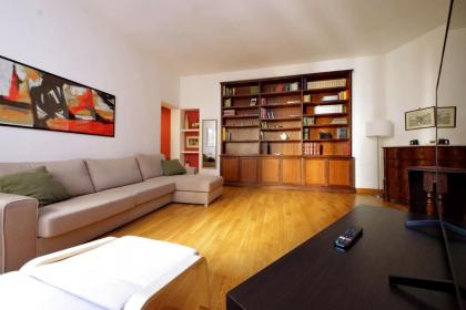 Clodio Modern Apartment - image 18