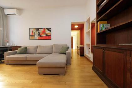 Clodio Modern Apartment - image 9