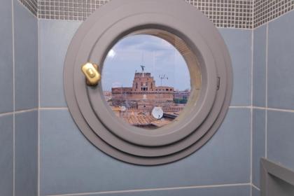 Castel Sant Angelo Luxury Rooms and Tour - image 12