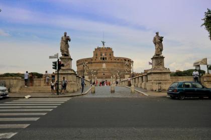 Castel Sant Angelo Luxury Rooms and Tour - image 17