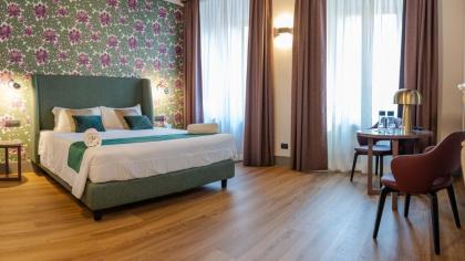 Castel Sant Angelo Luxury Rooms and Tour - image 4