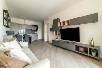 Trastevere Modern Flat with Terrace - image 13