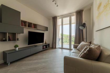 Trastevere Modern Flat with Terrace - image 2