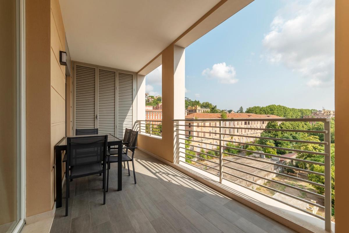 Trastevere Modern Flat with Terrace - image 4