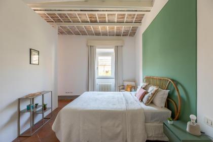 iFlat Campo dei Fiori Stylish Apartment - image 17