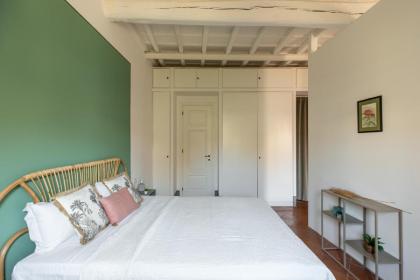 iFlat Campo dei Fiori Stylish Apartment - image 18