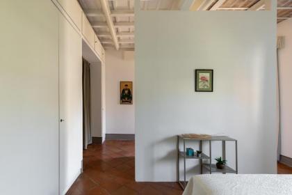 iFlat Campo dei Fiori Stylish Apartment - image 19