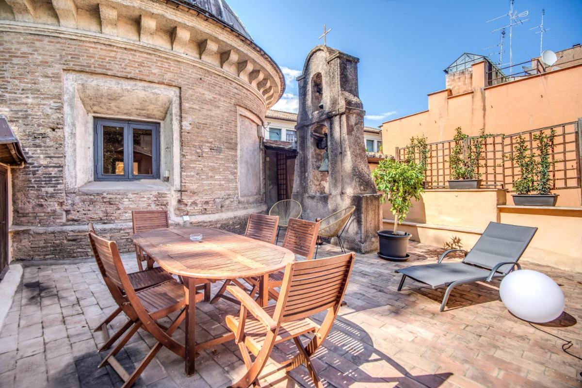 Sant'eligio attic with exclusive terrace campo di fiori - image 3