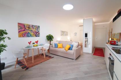 Trastevere Chic and Smart Loft - image 1