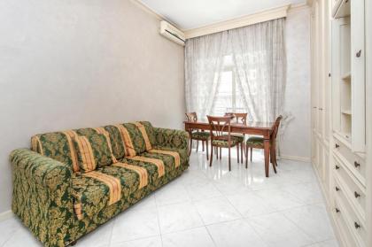 Beautiful Large 3-Bedroom Apartment near Termini - image 3