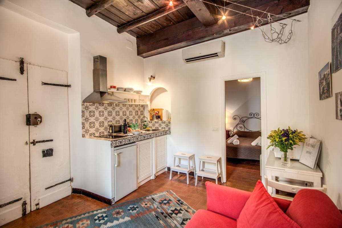 Lovely flat in the heart of Trastevere - image 3