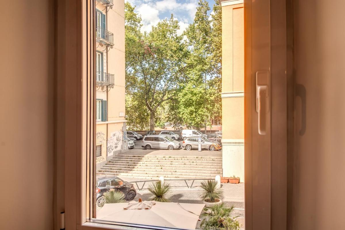 Lovely flat in the heart of Trastevere - image 4