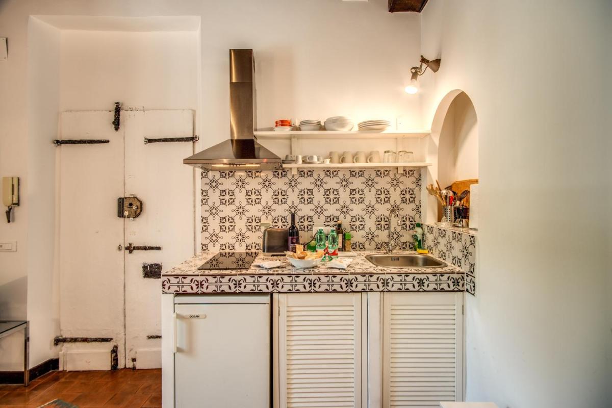 Lovely flat in the heart of Trastevere - image 6