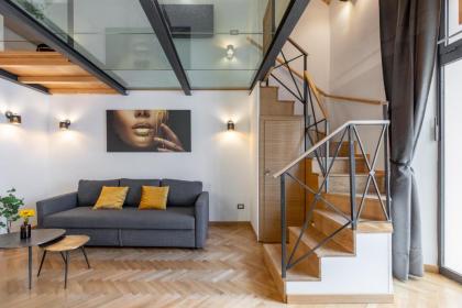 iFlat Trastevere crystal loft 