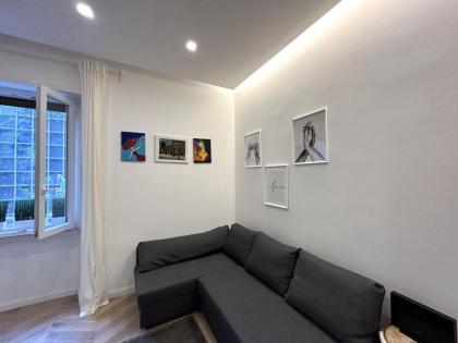 Mazzini City Center Apartment - image 10