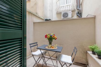 Iflat Charming flat close to Campo de' Fiori - image 4