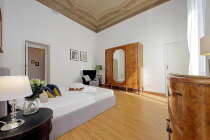 Cavour 2 bedrooms apartment - image 14