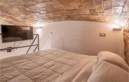 Stunning Apartment In Roma With Wifi And 1 Bedrooms - image 11