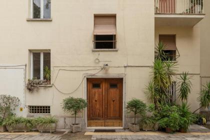 Rione Monti Terrace Apartment - image 5