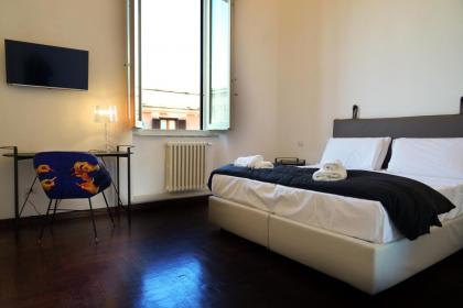 LUCIANO MONTI APARTMENT - image 11