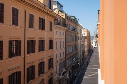 Ninetyone via sistina apartment Spanish Steps - image 9