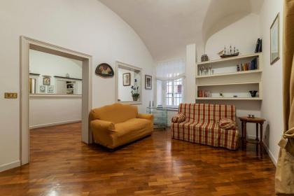 Rione Monti & Cavour Apartment - image 18