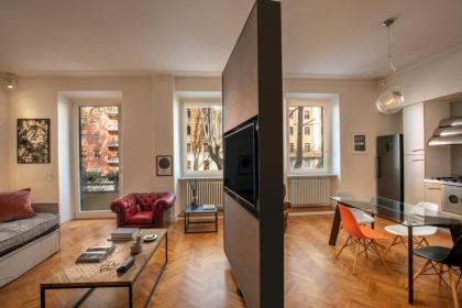 Wonderful 1 bedroom apartament in the city center - image 11