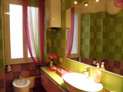 One bedroom appartement with furnished balcony and wifi at Roma - image 15