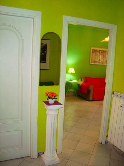 One bedroom appartement with furnished balcony and wifi at Roma - image 18