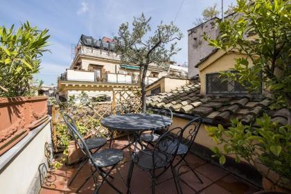 Navona Penthouse Apartment with Terraces