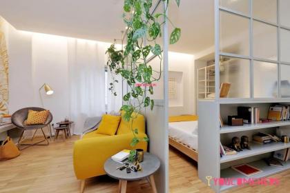 RENOVATED AND DESIGN FLAT CLOSE TO THE CENTER