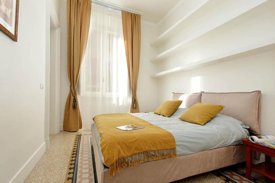 ELEGANT APARTMENT IN THE HEART OF ROME-NAVONA AREA - main image