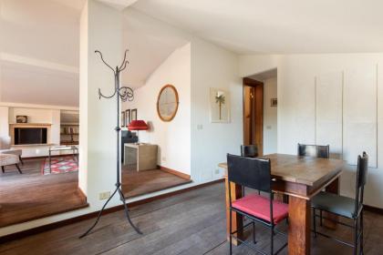 Bright and Comfy Terraced Apartment in Trastevere - image 7