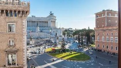 Rental In Rome Piazza Venezia View Luxury Apartment - image 10