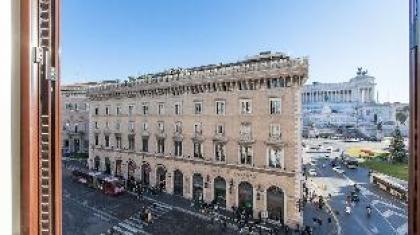 Rental In Rome Piazza Venezia View Luxury Apartment - image 19