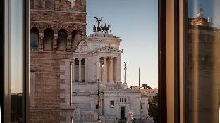 Rental In Rome Piazza Venezia View Luxury Apartment - image 3