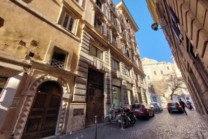 Navona elegant two bedroom apartment Rome