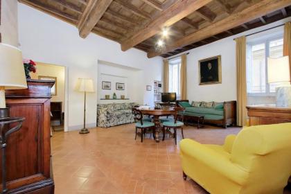 Navona elegant two bedroom apartment - image 14