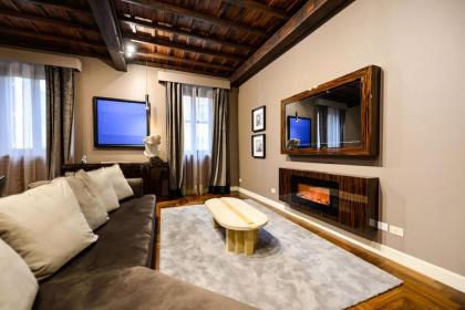 The Frattina - Luxury Serviced Apartment - image 10