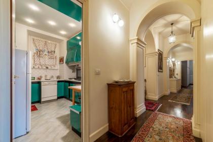 Castel Sant'Angelo Cozy Apartment - image 12