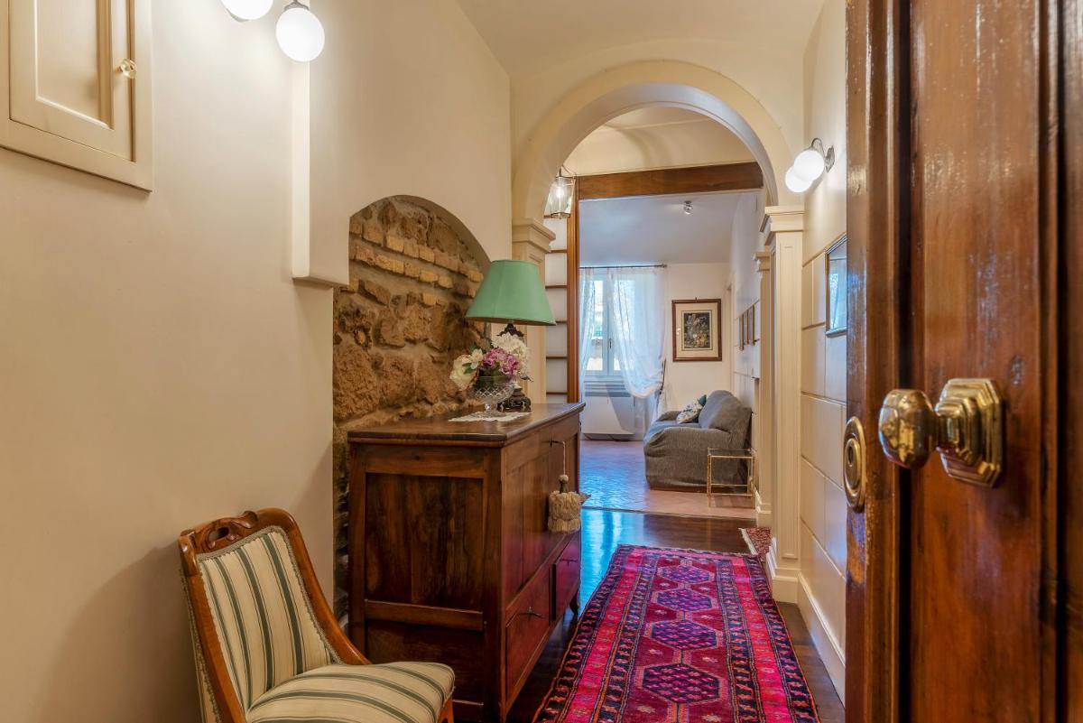 Castel Sant'Angelo Cozy Apartment - image 6