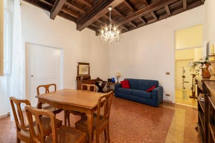 S. Ignazio Central Apartment - image 10