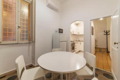 S. Ignazio Central Apartment - image 5