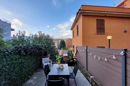 Cozy Vatican Loft with Terrace - image 6