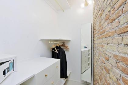 CHARMING FLAT NEAR COLOSSEUM - image 12